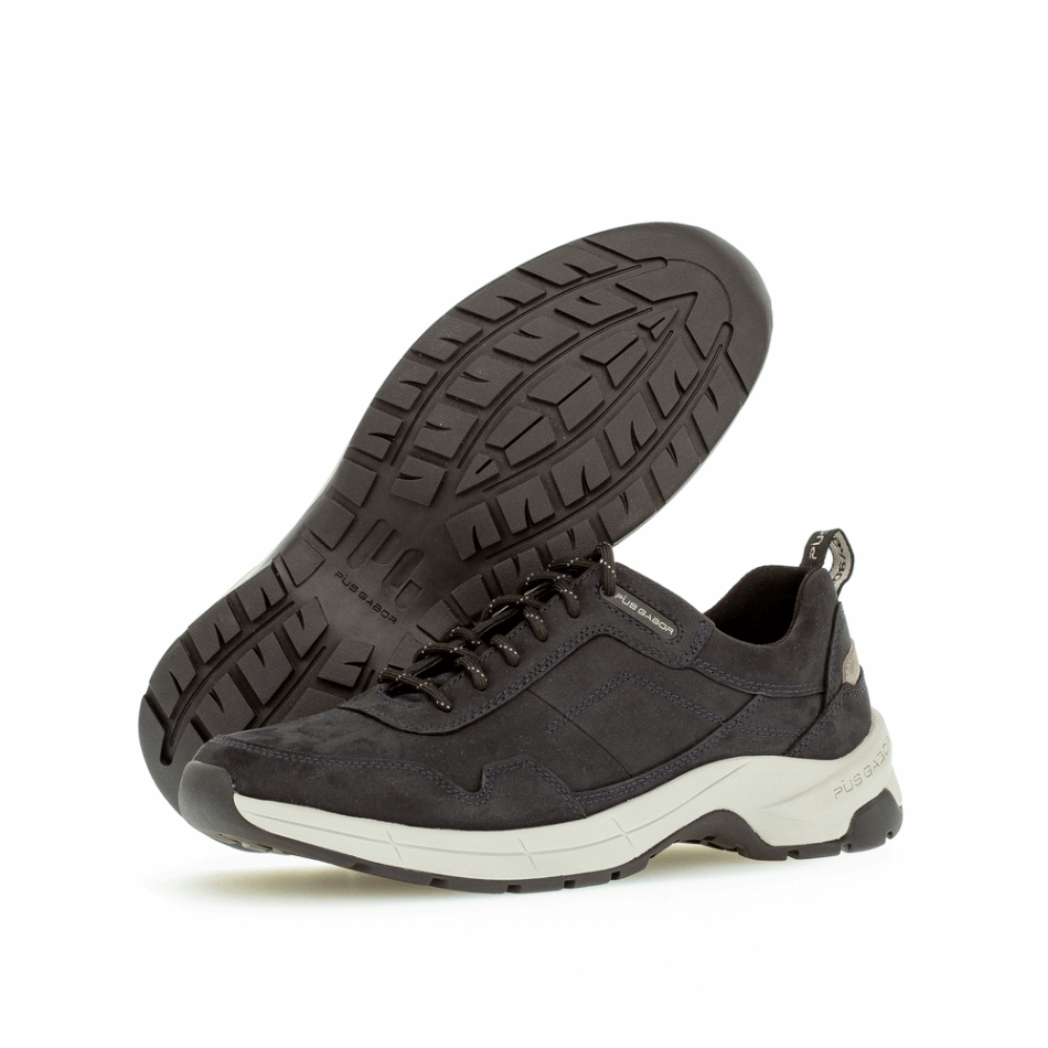 Entraîneur Hommes Minuit Gabor | Exclusif